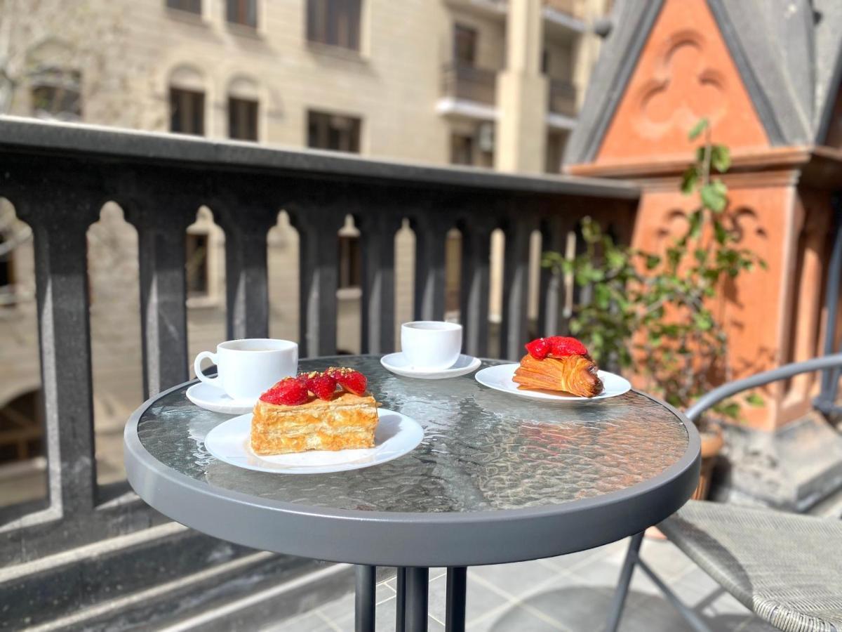Heart Of Yerevan - City Center Luxury Apartments Екстер'єр фото