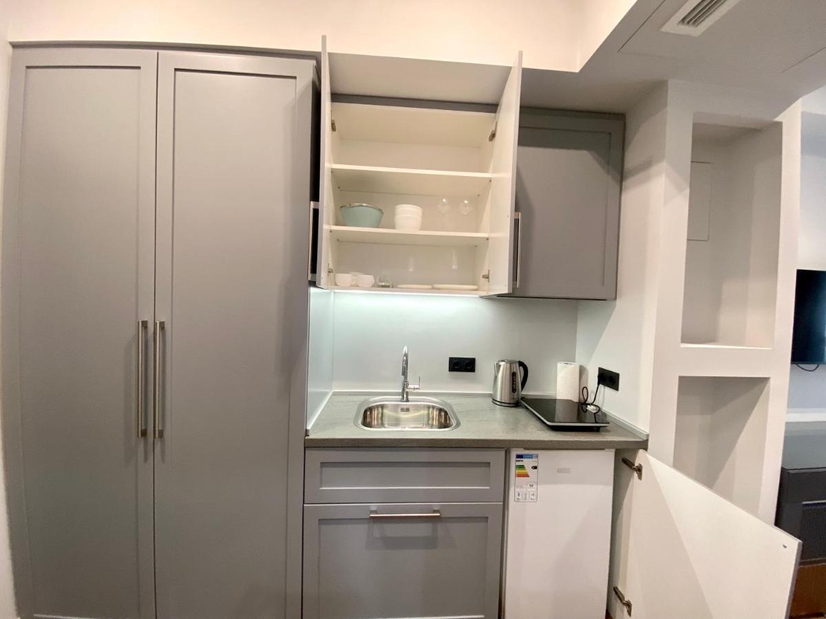 Heart Of Yerevan - City Center Luxury Apartments Екстер'єр фото