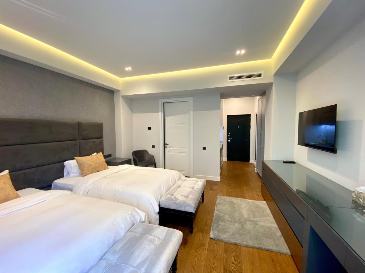 Heart Of Yerevan - City Center Luxury Apartments Екстер'єр фото