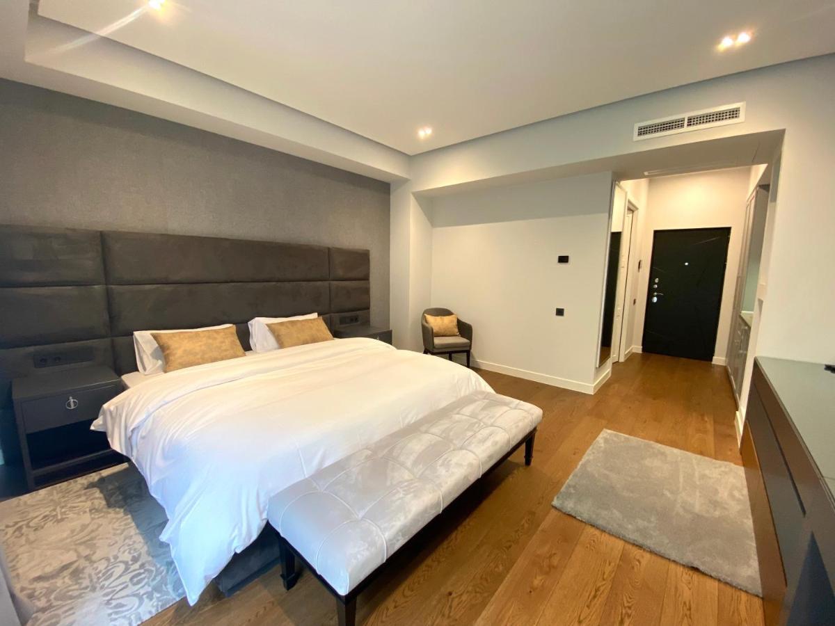 Heart Of Yerevan - City Center Luxury Apartments Екстер'єр фото